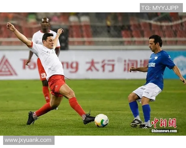 当今足球明星中谁的技术水平最为出众引发球迷热议 当今足球明星中谁的技术水平最为出众引发球迷热议