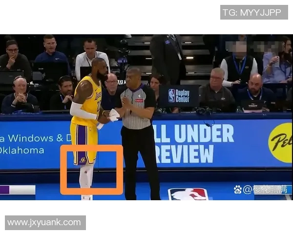 2021年湖人队与雷霆队激战回顾:精彩瞬间与关键时刻分析 2021年湖人队与雷霆队激战回顾:精彩瞬间与关键时刻分析